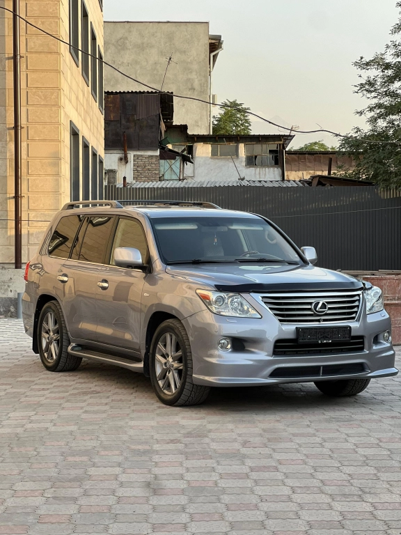 Lexus LX, 2008, 5.7
