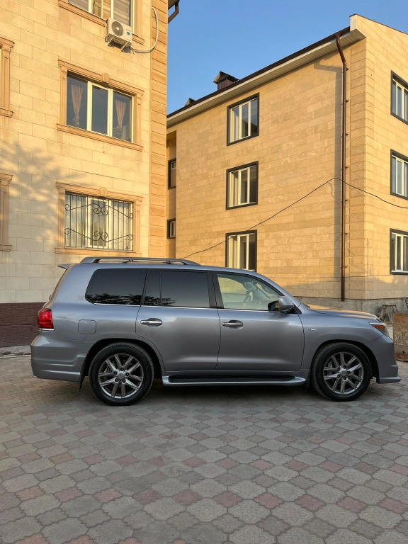 Lexus LX, 2008, 5.7