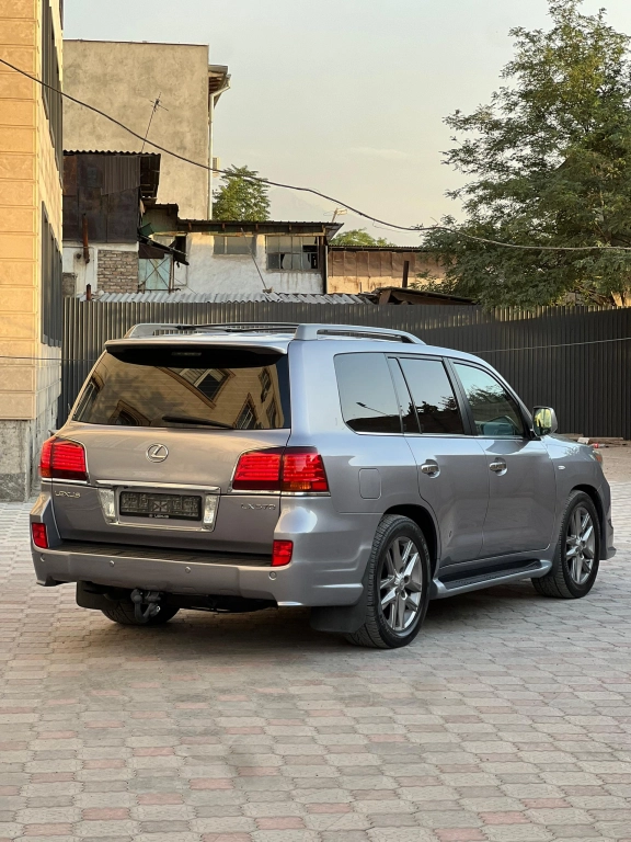 Lexus LX, 2008, 5.7