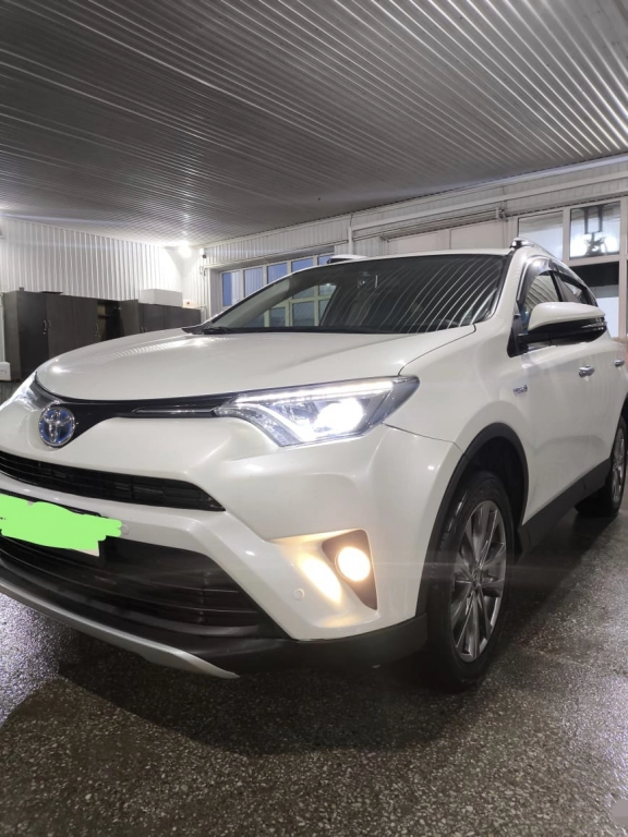 Toyota RAV4, 2017, 2.5