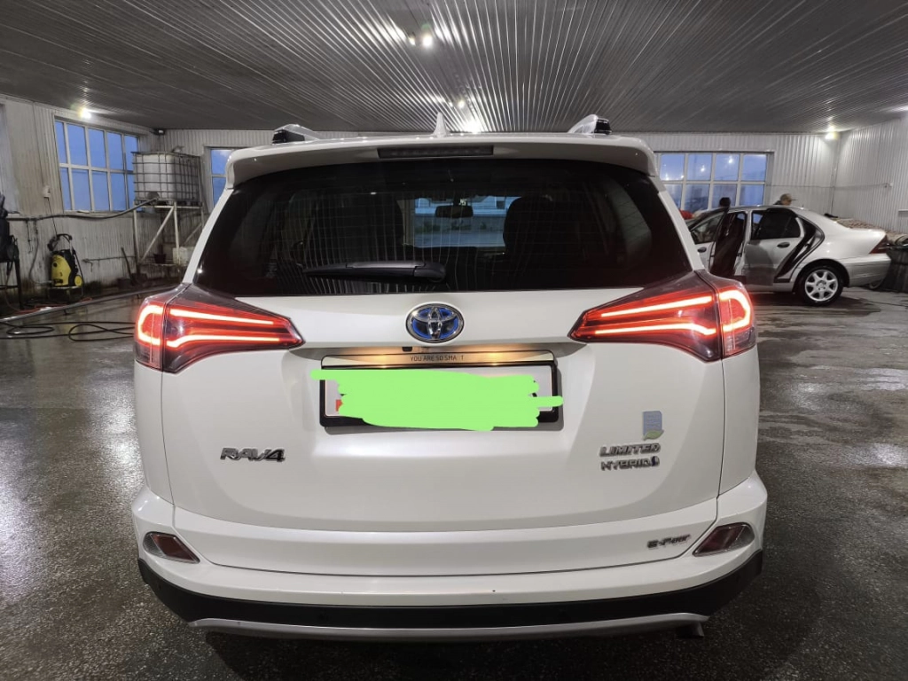 Toyota RAV4, 2017, 2.5