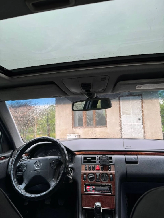 Mercedes-Benz W210, 2002, 2.0