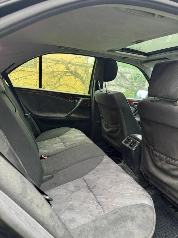 Mercedes-Benz W210, 2002, 2.0