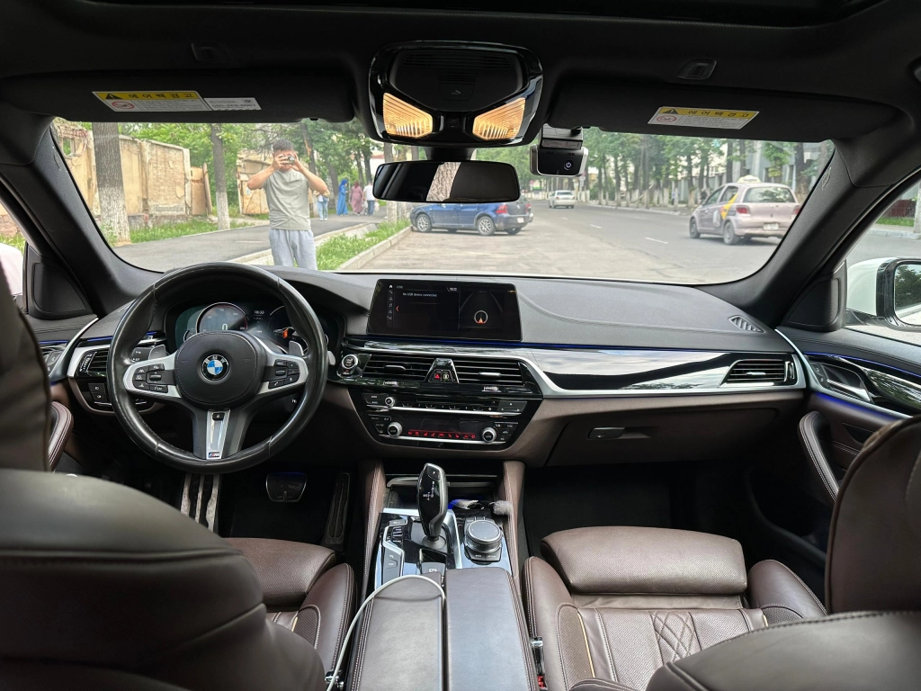 BMW 5 серии, 2018, 2.0