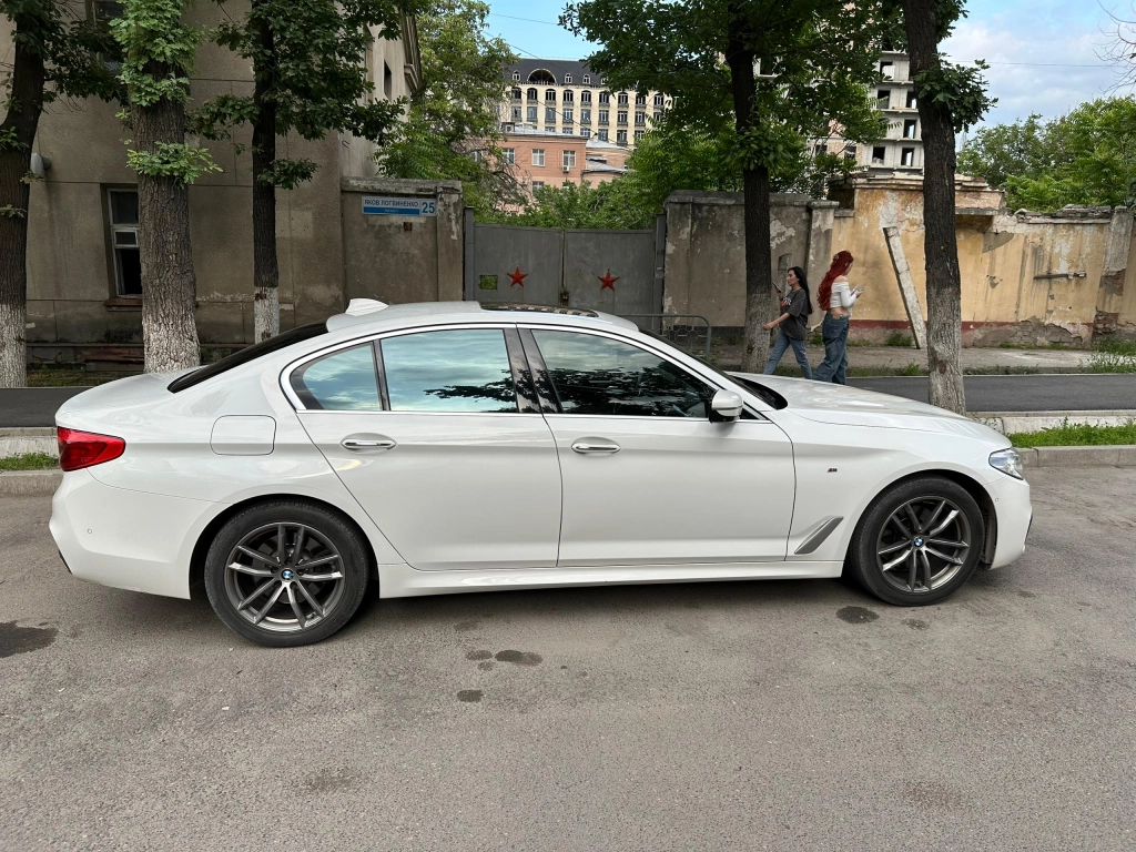 BMW 5 серии, 2018, 2.0