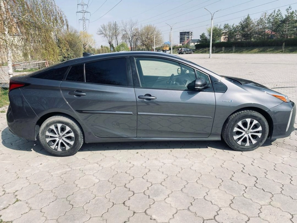 Toyota Prius, 2019, 1.8