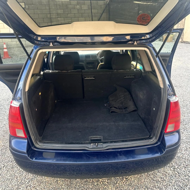 Volkswagen Golf, 2004, 2.0