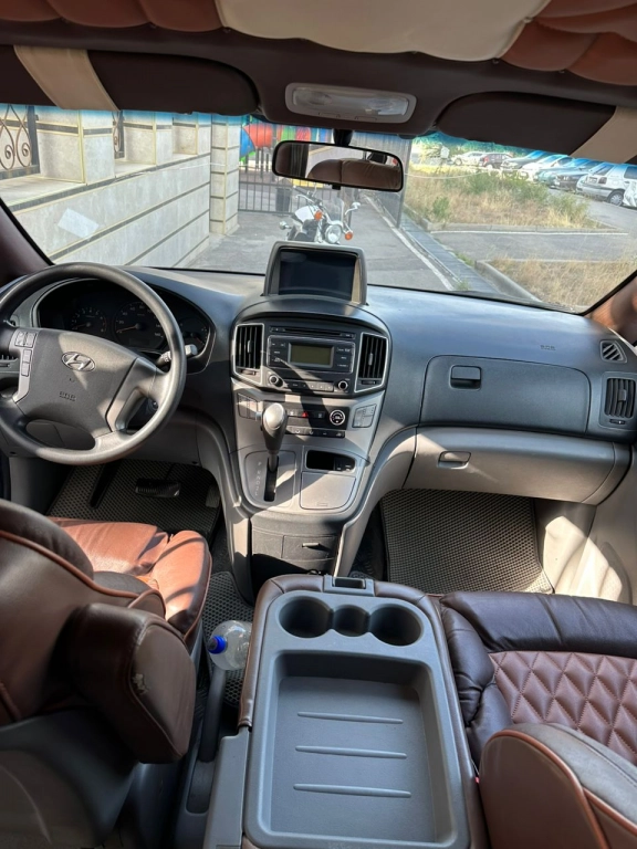 Hyundai Grand Starex, 2017, 2.4