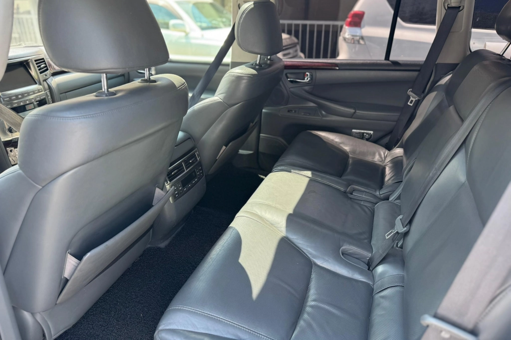 Lexus LX, 2008, 5.7