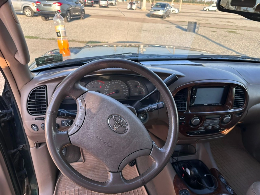 Toyota Sequoia, 2004, 4.7