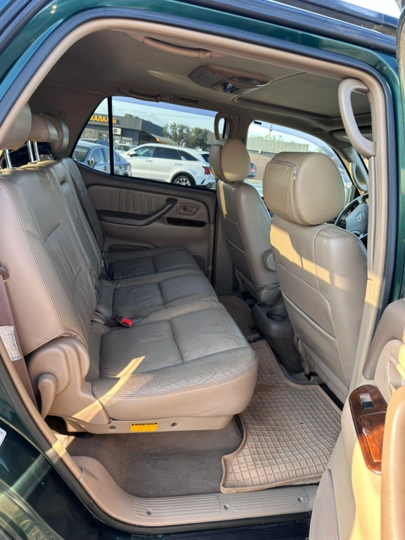 Toyota Sequoia, 2004, 4.7