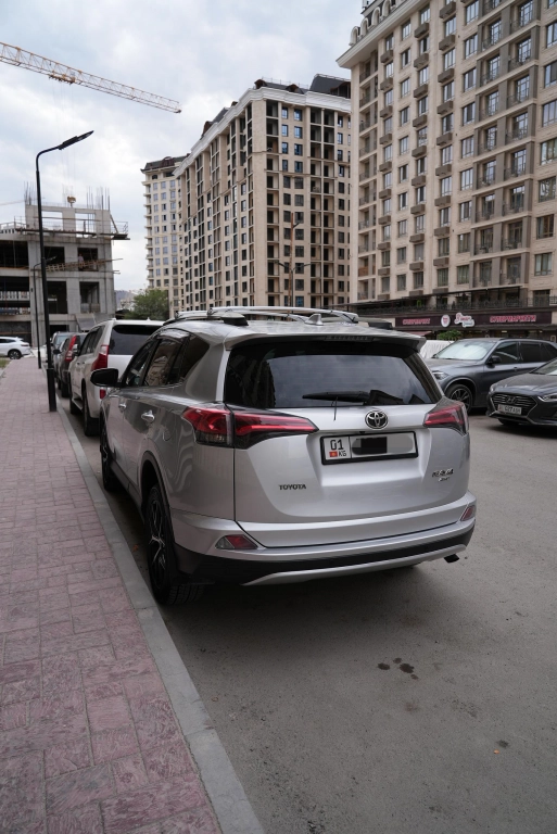 Toyota RAV4, 2018, 2.0