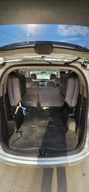 Honda Stepwgn, 2005, 2.0