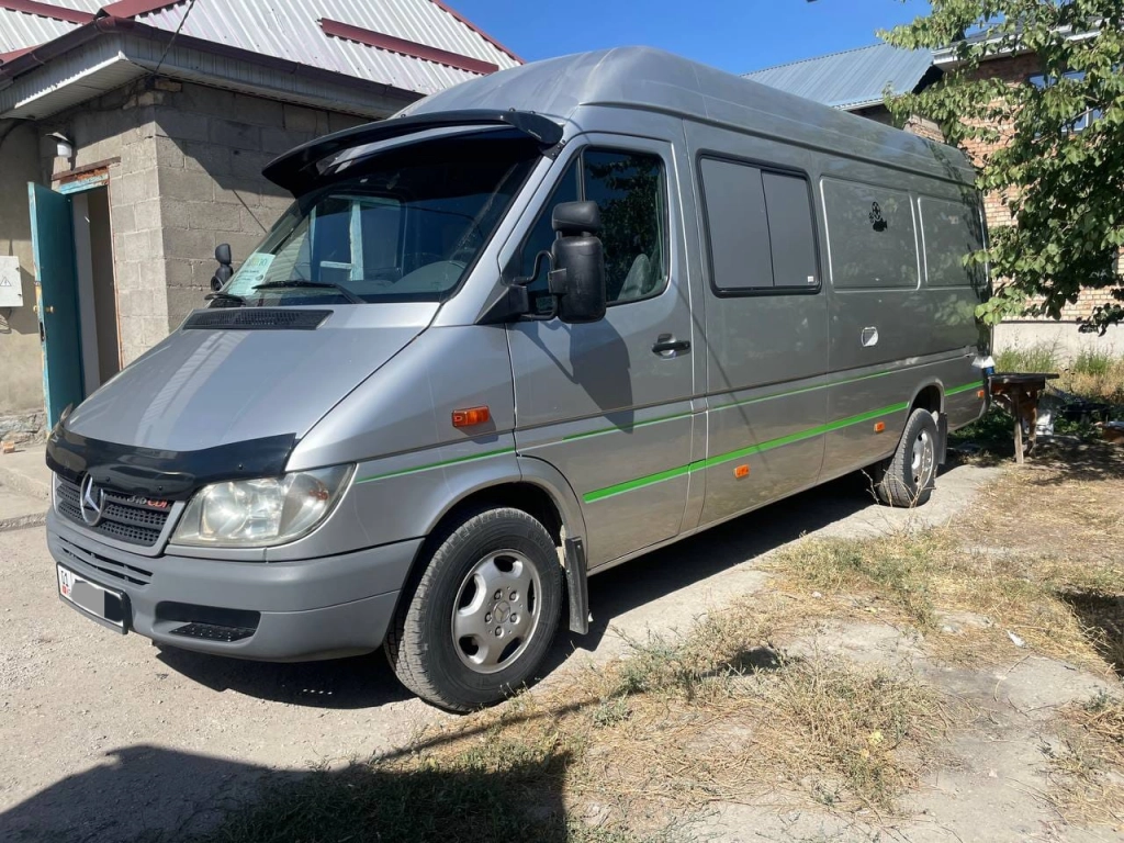 Mercedes Benz sprinter