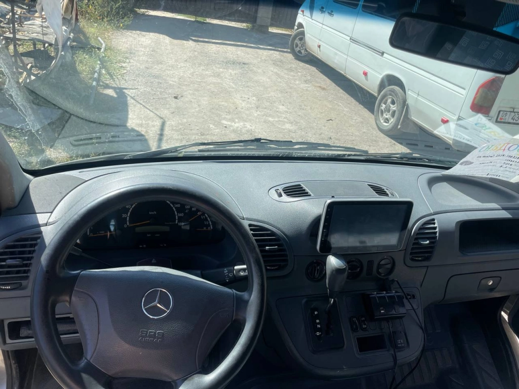 Mercedes Benz sprinter