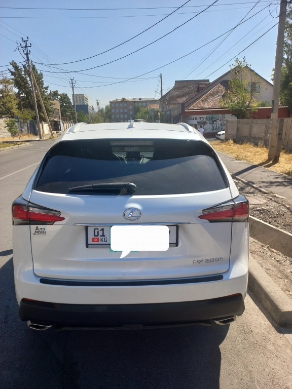 Lexus NX, 2015, 2.0