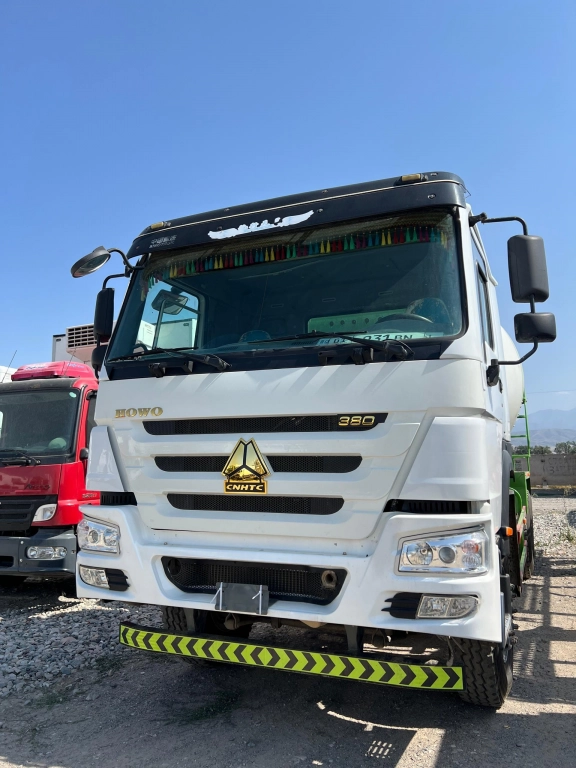 Howo 2022 миксер