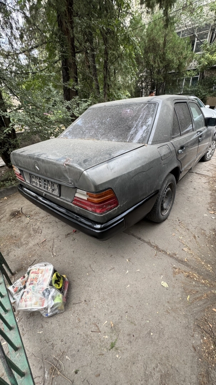 Mercedes-Benz E-Класс, 1989, 2.5