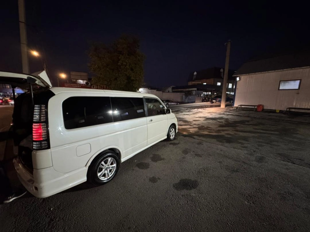 Honda Stepwgn, 2003, 2.0