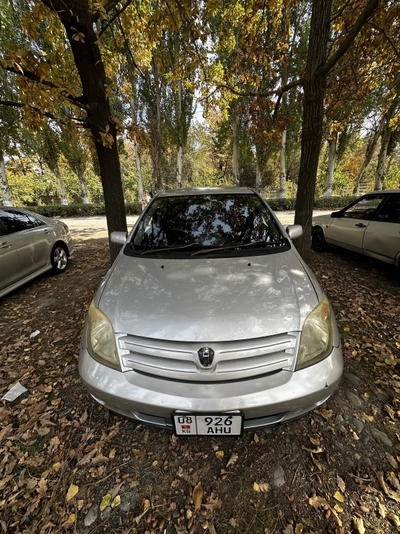 Toyota Ist, 2003, 1.3