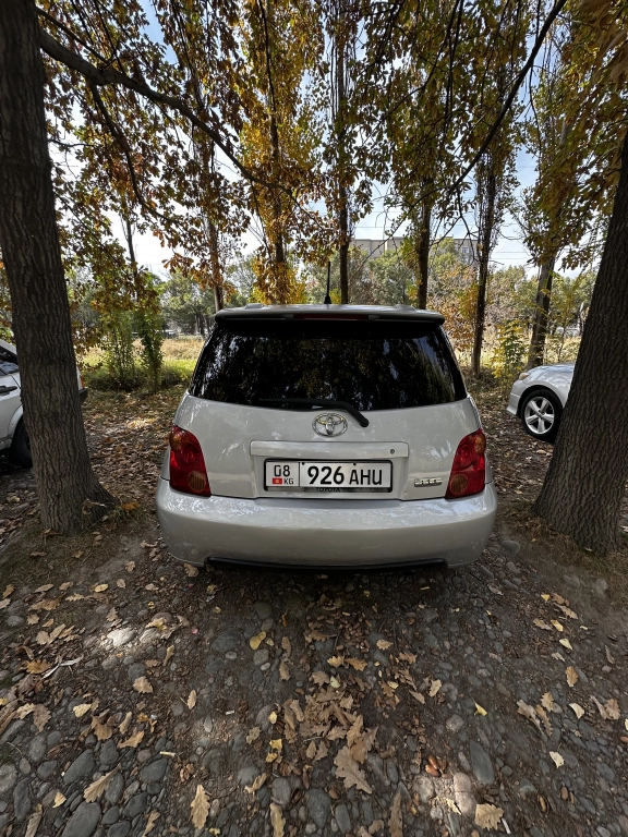 Toyota Ist, 2003, 1.3