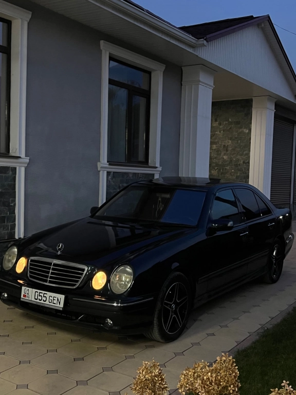 Mercedes-Benz E-Класс, 2001, 5.0