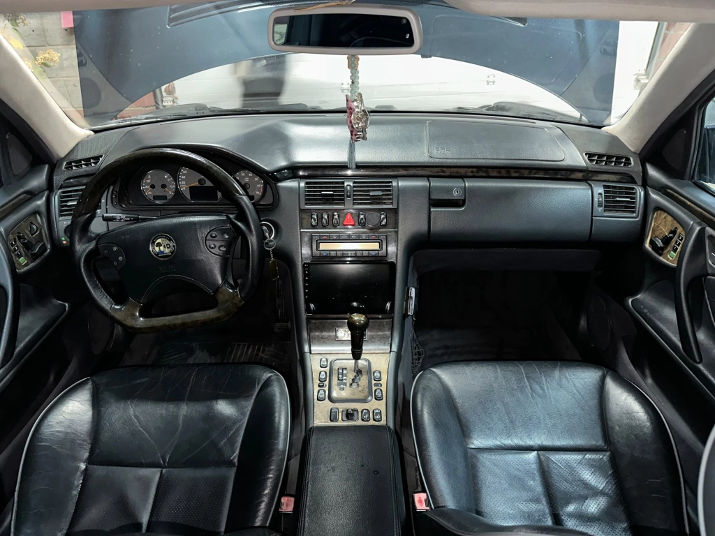 Mercedes-Benz E-Класс, 2001, 5.0