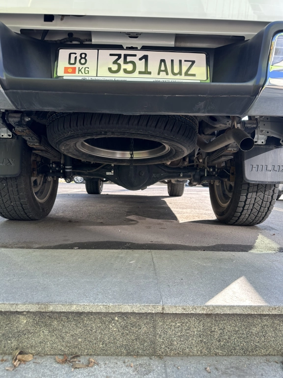 Toyota Hilux, 2023, 2.7