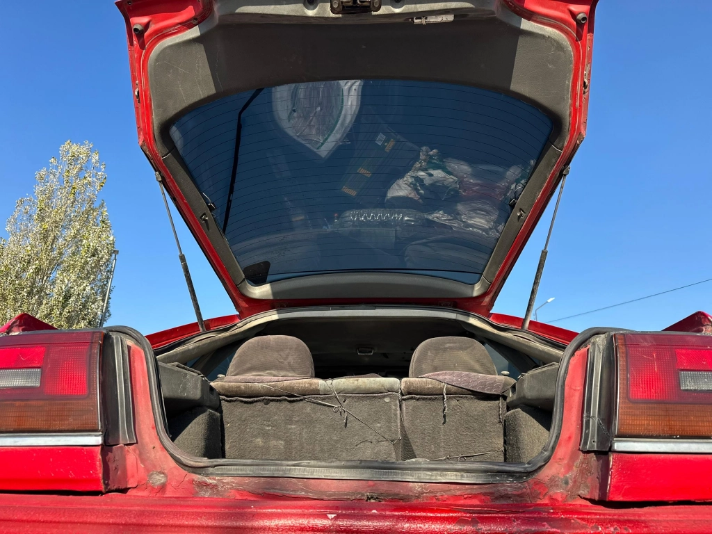 Mazda 626, 1984, 2.2