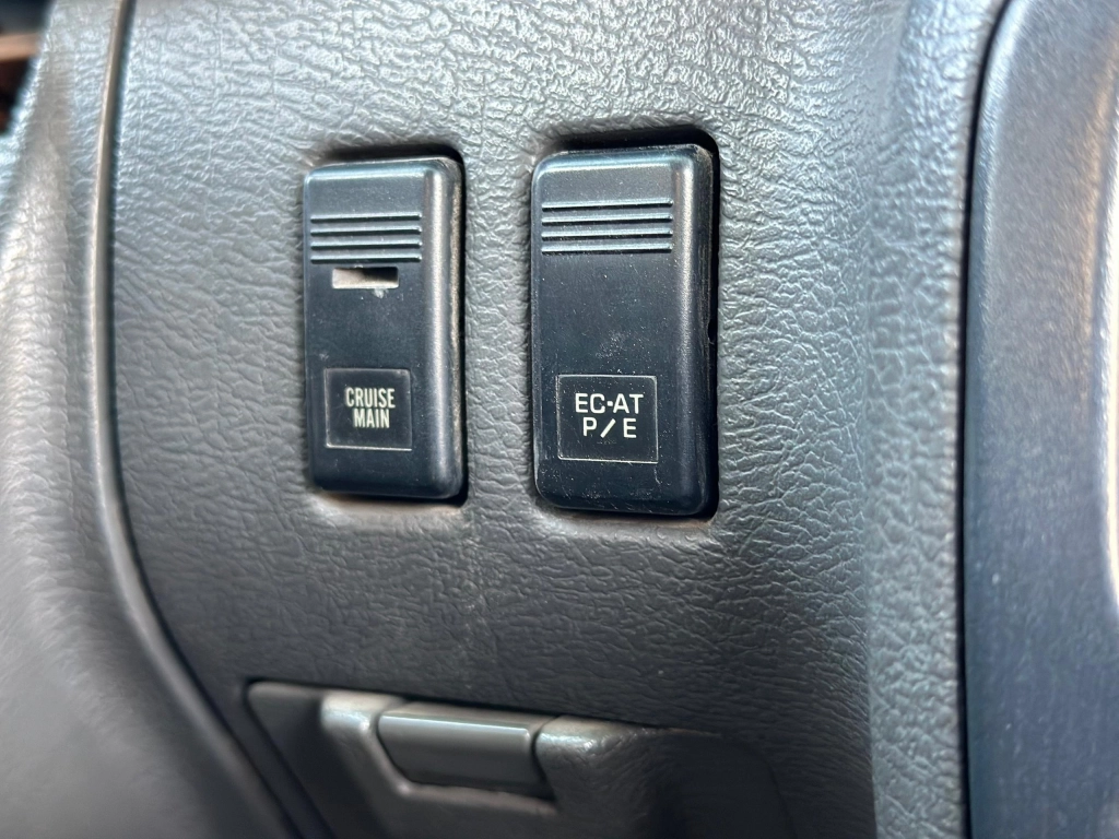 Mazda 626, 1984, 2.2