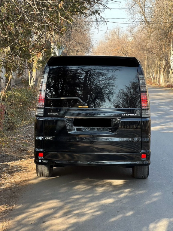 Honda Stepwgn, 2003, 2.0