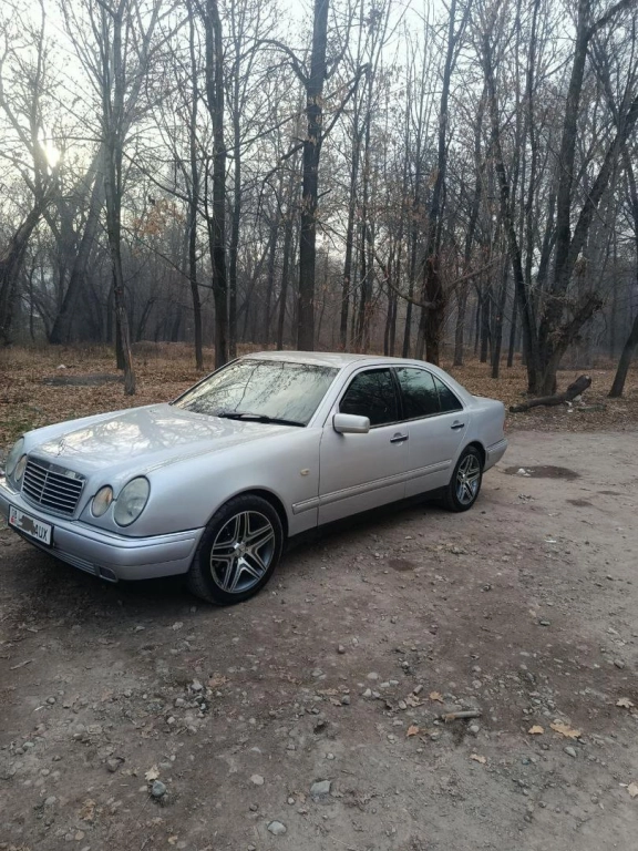 Mercedes-Benz E-Класс, 1998, 3.7