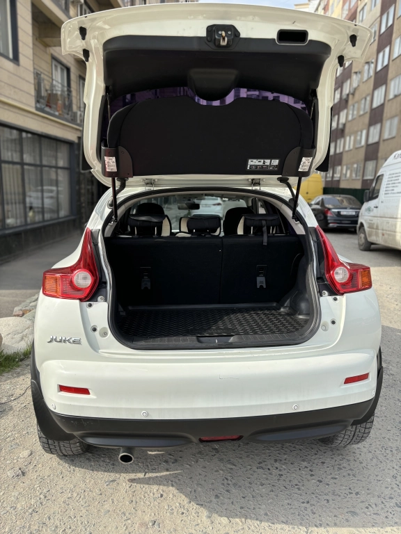 Nissan Juke, 2011, 0.6