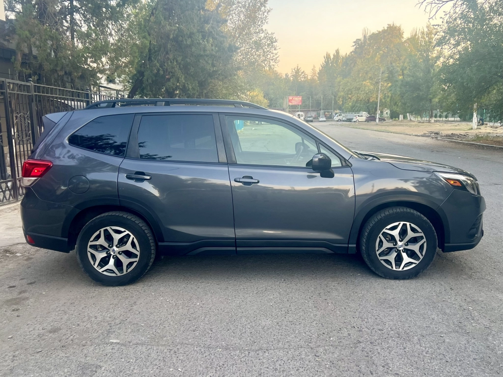 Subaru Forester, 2022, 2.5