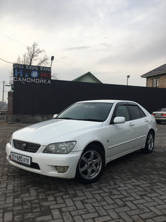 Toyota Altezza, 2003, 2.0