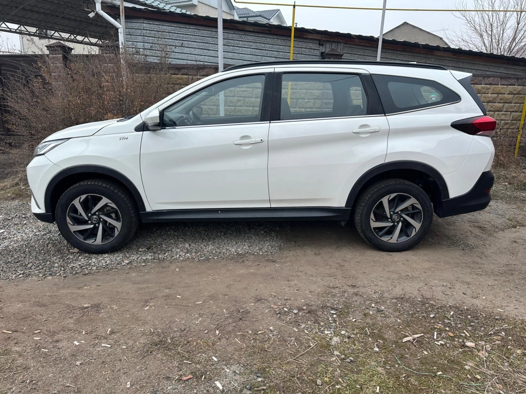 Toyota Rush, 2023, 1.5