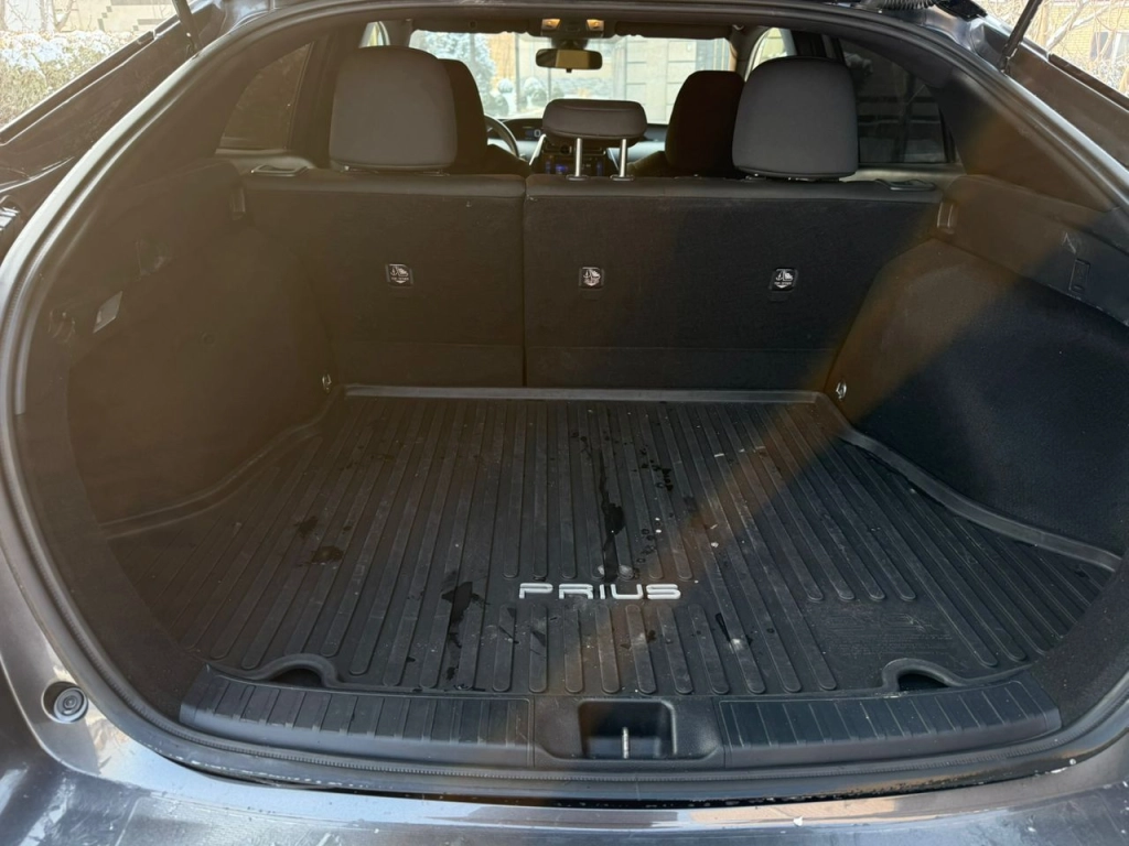 Toyota Prius, 2019, 1.8