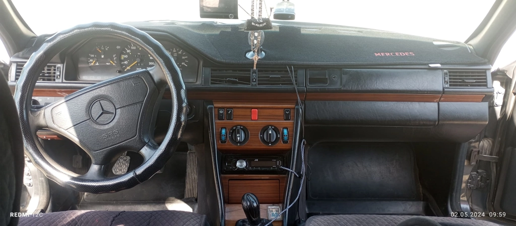 Mercedes-Benz W124, 1993, 3.0