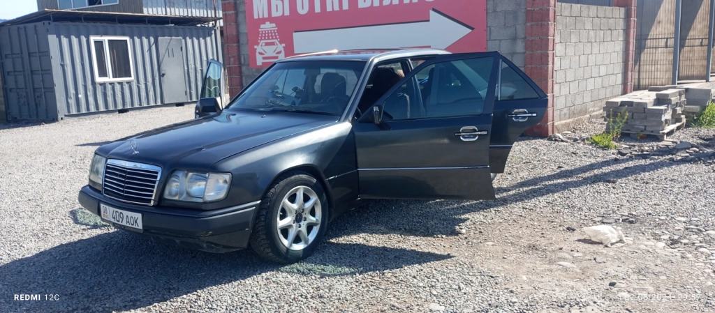 Mercedes-Benz W124, 1993, 3.0