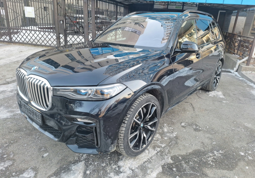 BMW X7, 2019, 4.4