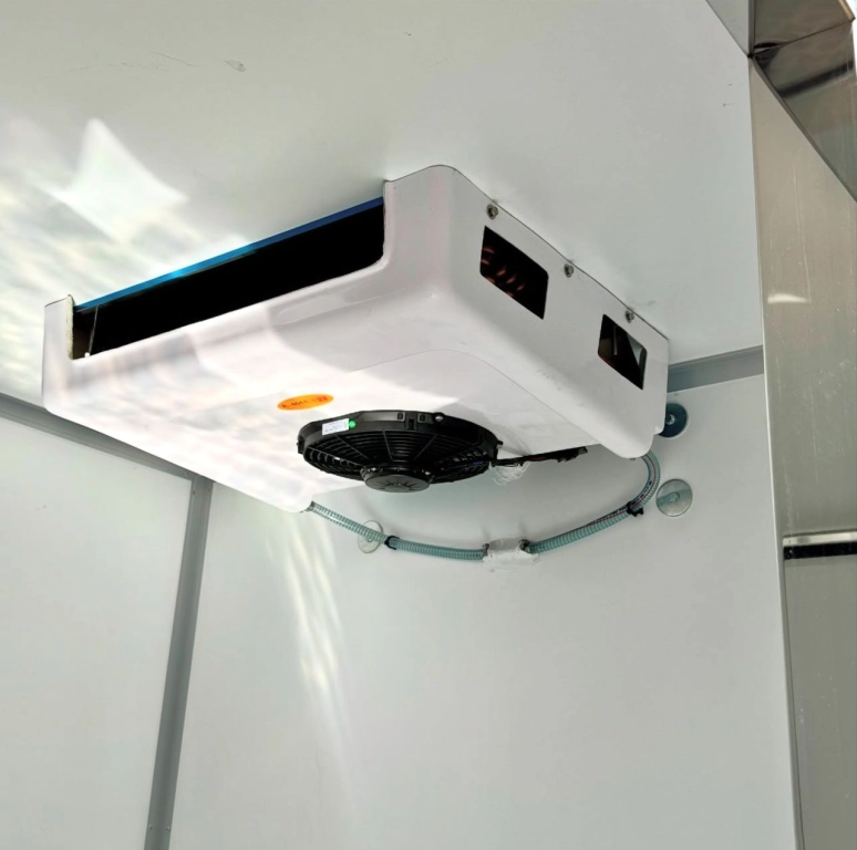 Срочно продаётся  рефрижератор