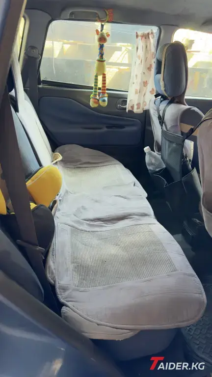 Mitsubishi Space Star, 2000