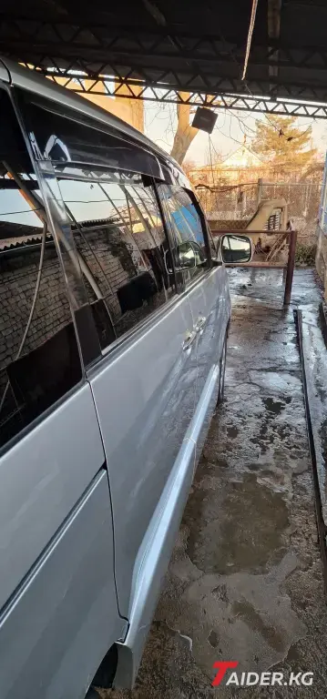 Toyota Noah, Бензин, 2.0