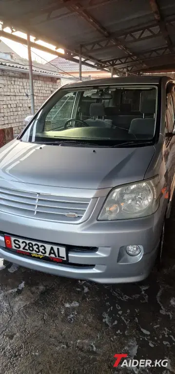 Toyota Noah, Бензин, 2.0