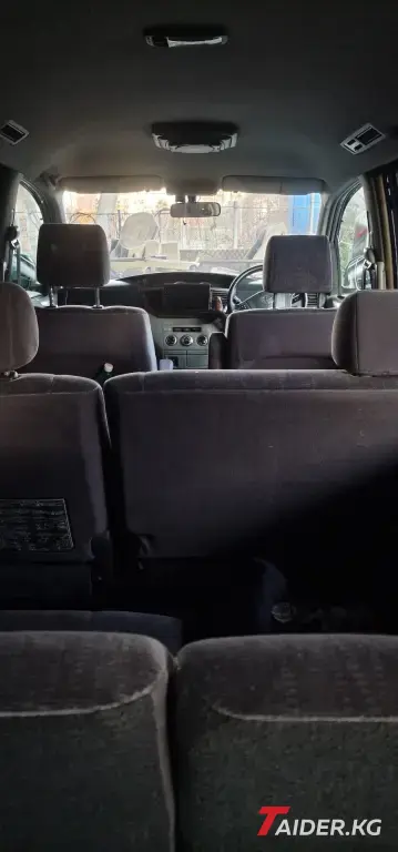 Toyota Noah, Бензин, 2.0