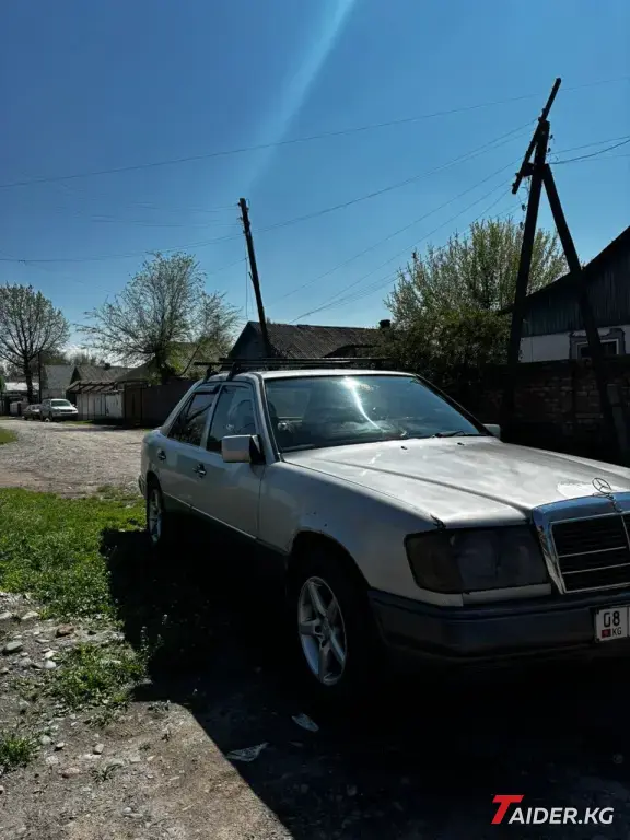 Mercedes-Benz W124, 1988