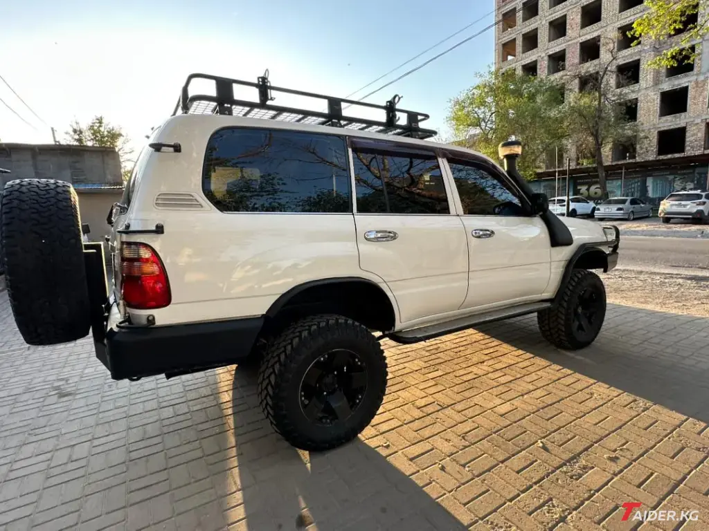 Toyota Land Cruiser, 2000