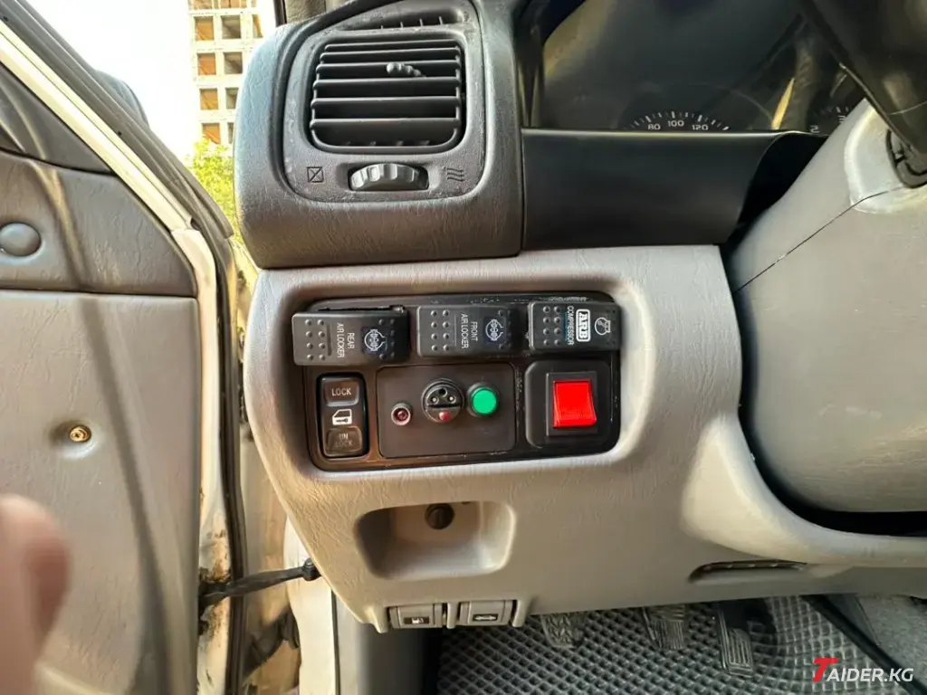 Toyota Land Cruiser, 2000