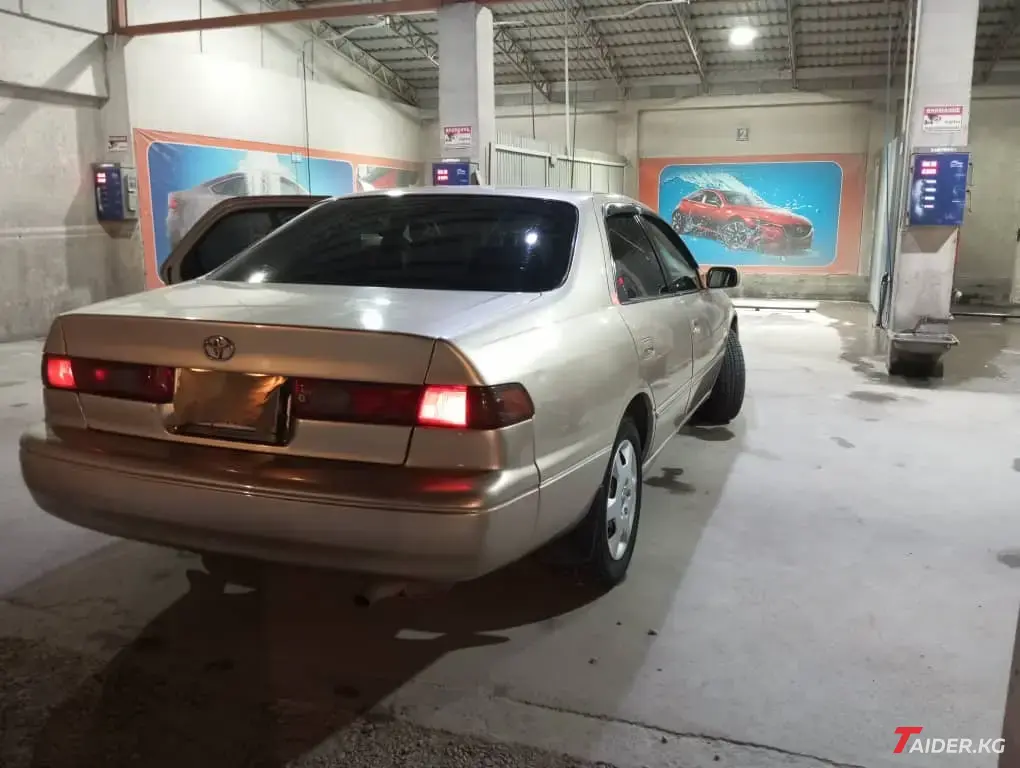 Toyota Camry, 1997