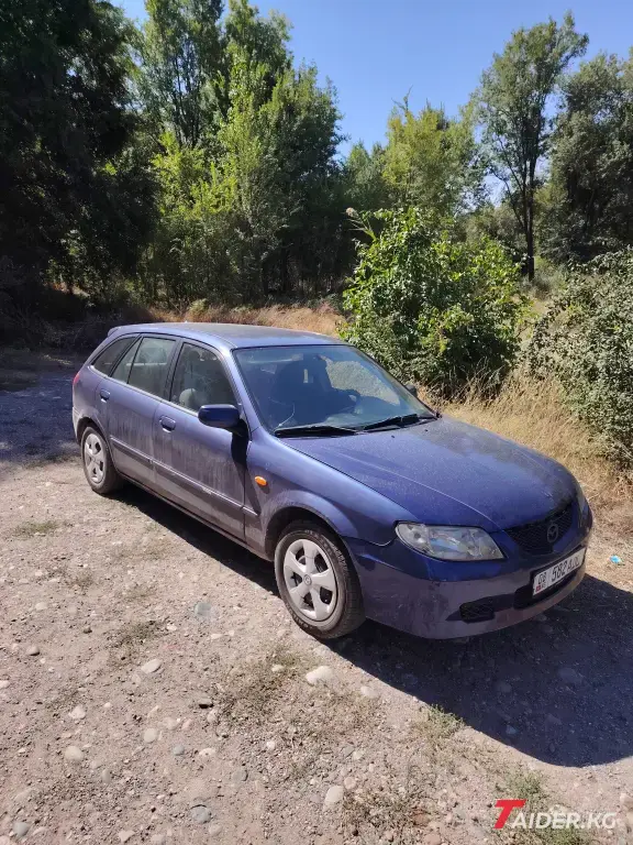 Mazda 323, 2001